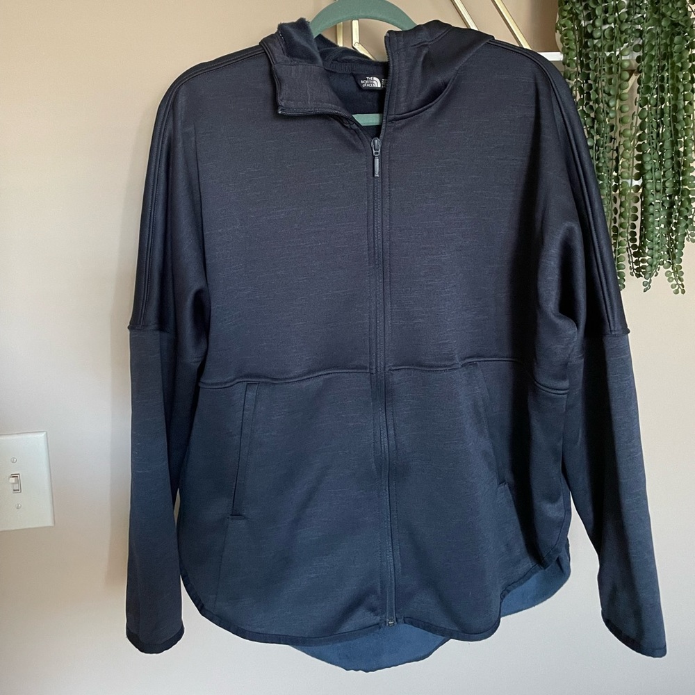 Like new North Face hoodie